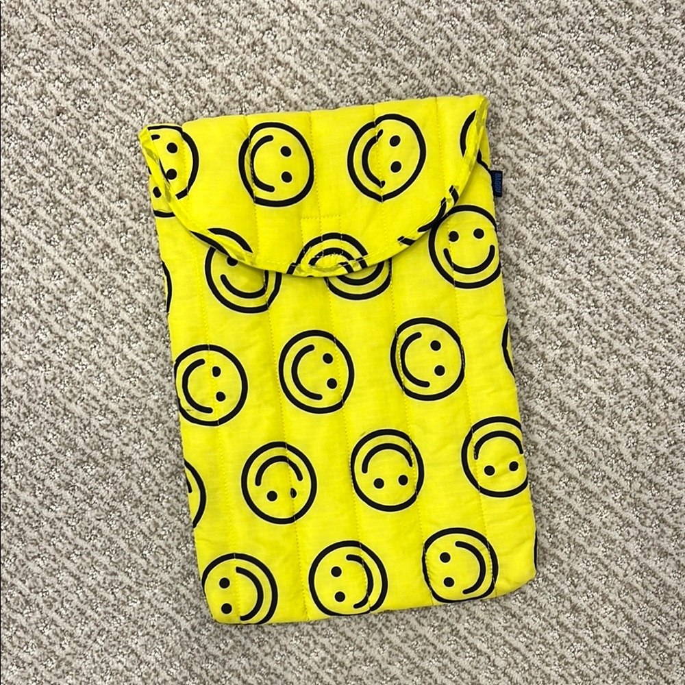 Baggu puffy Laptop sleeve 13/14”